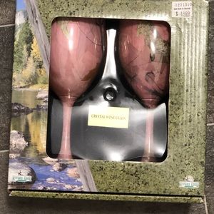 Pink Camo Rivers Edge crystal wine glasses